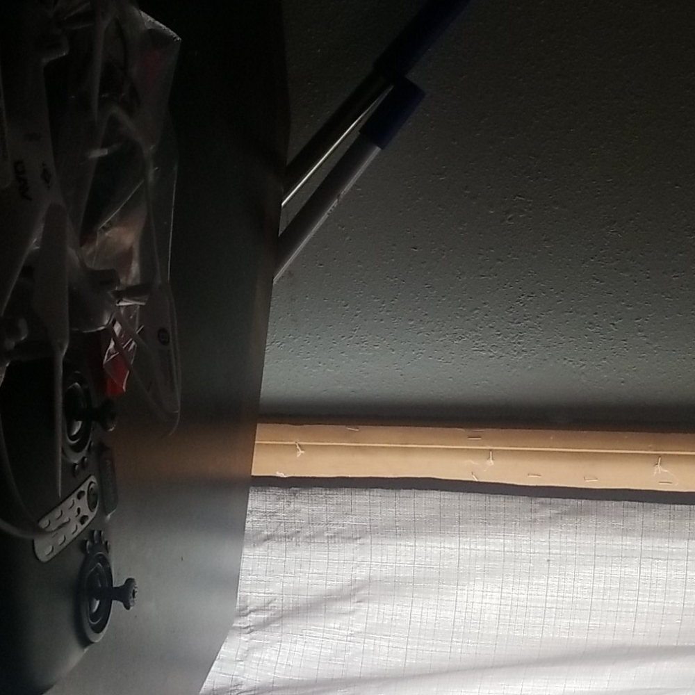 Im selling a uav toy helicopter